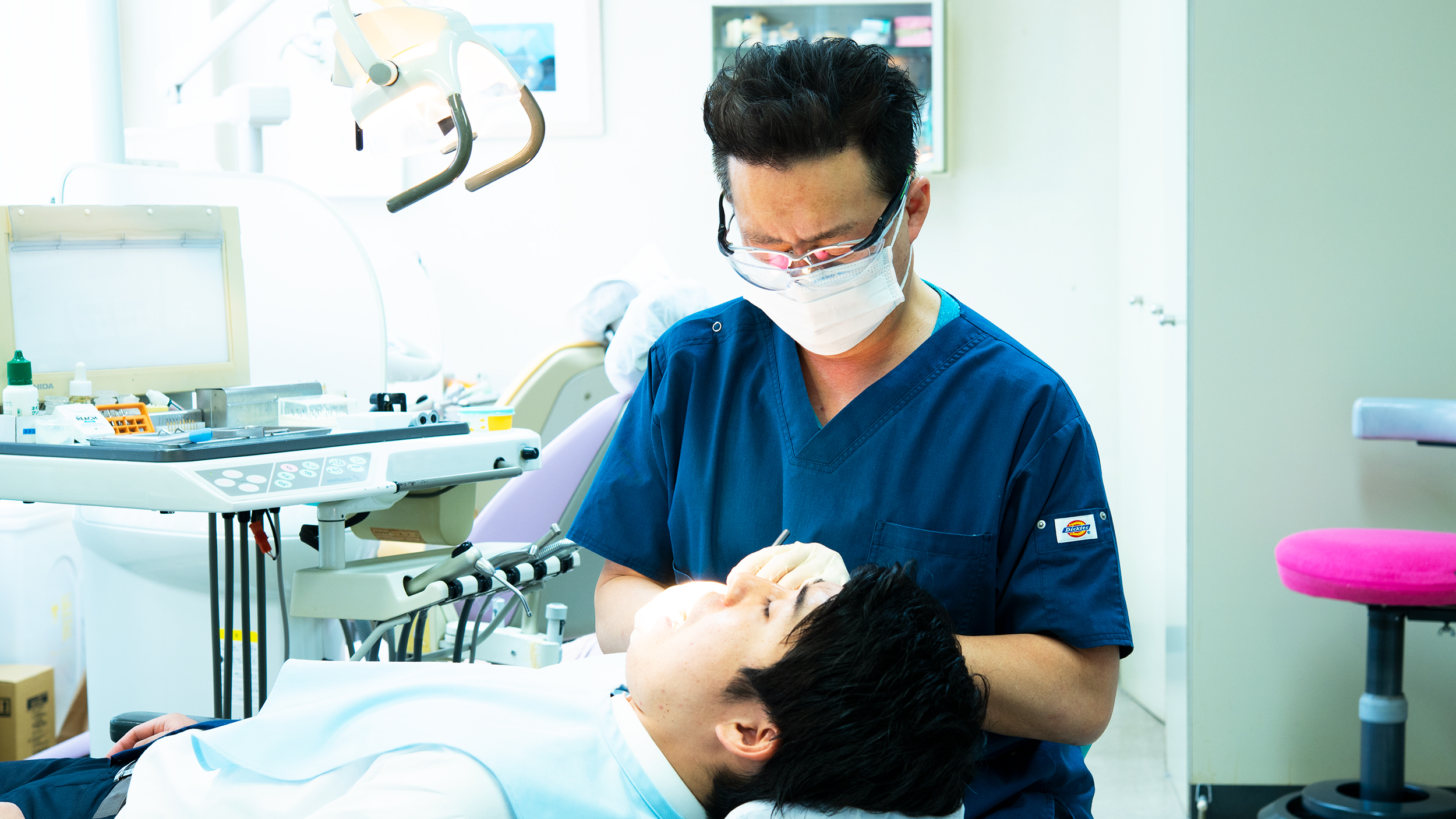 山手歯科医院では、みなさまのお口の中の健康を守るため、幅広い診療をおこなっています。